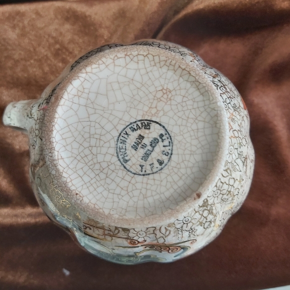 Vintage Phoenix ware creamer - Picture 7 of 7